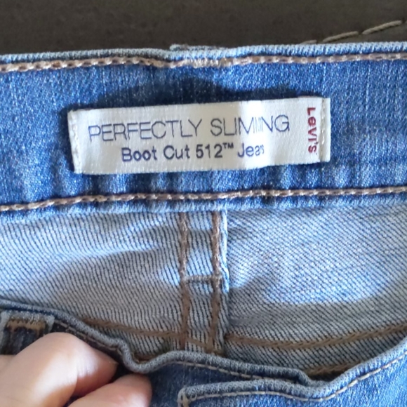 Levi's Jeans - Picture 5 of 6